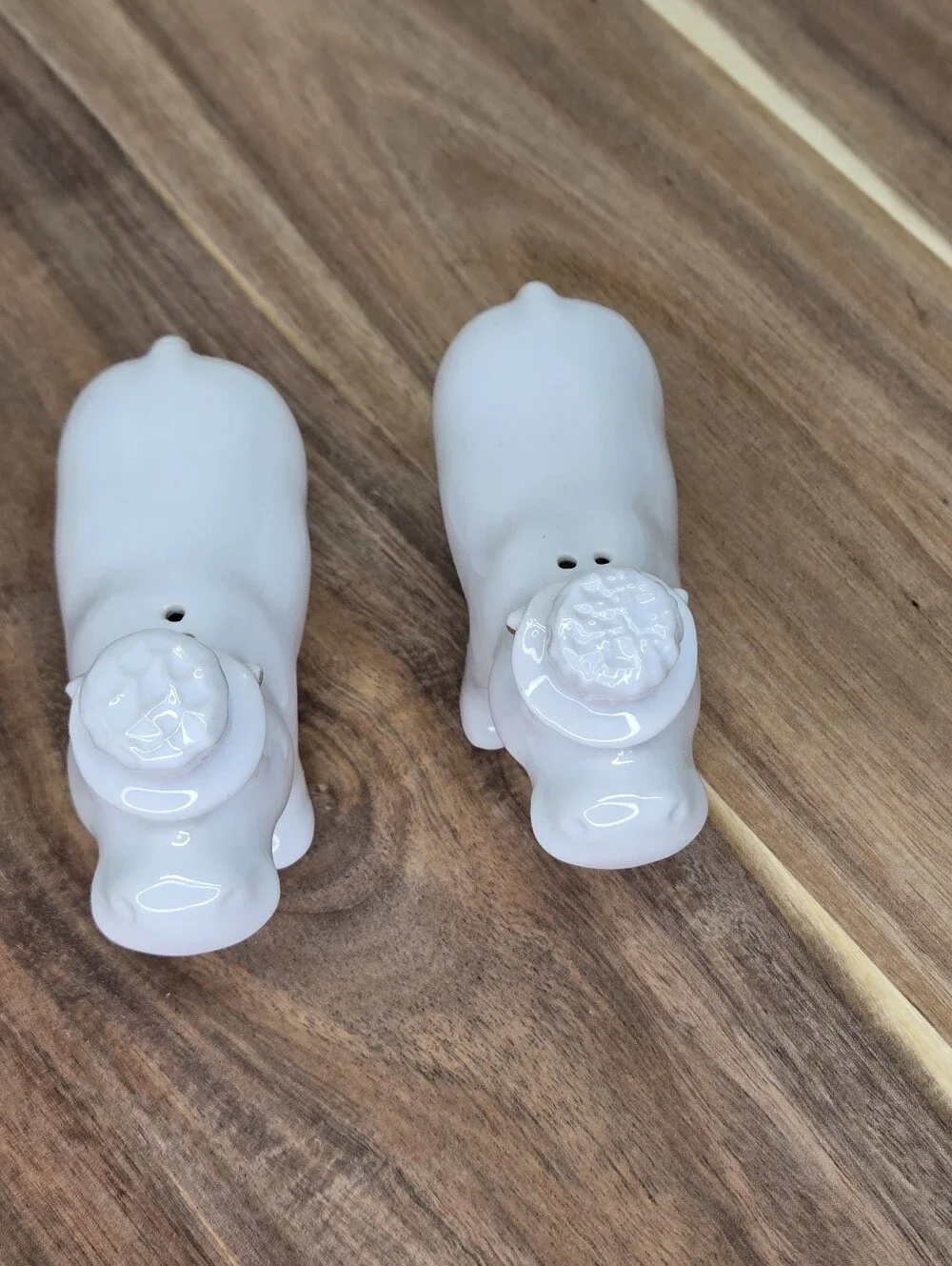 White Ceramic Hippo Salt & Pepper Shakers Set Gold Ear Trim Hat Couple Minimal